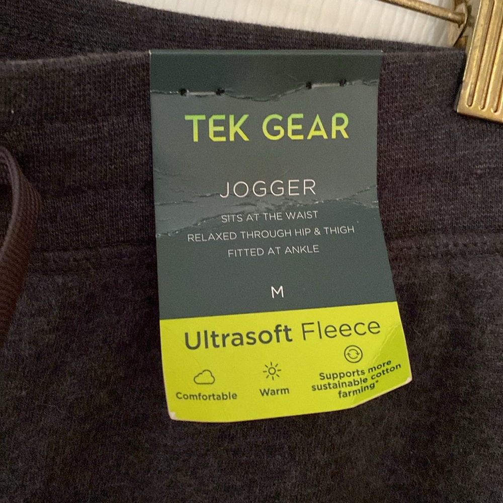Tech gear jogger, men’s medium - Picture 2 of 8
